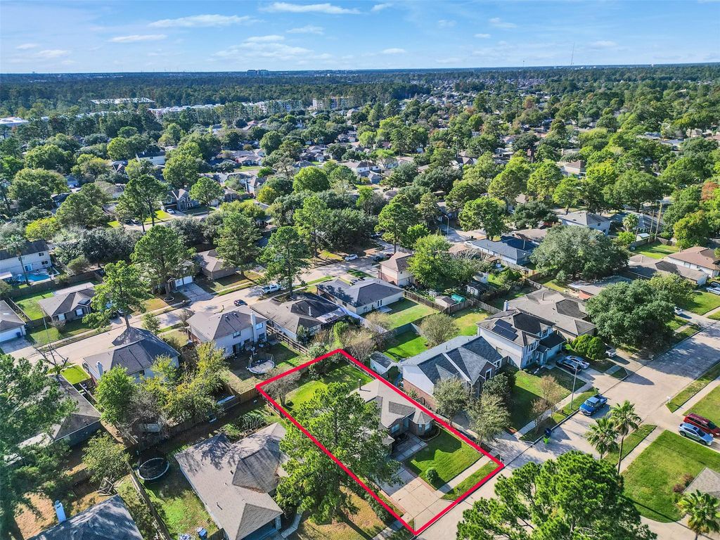 Photo of 28711 Atherstone Street, Spring, TX 77386 (MLS # 55683806)