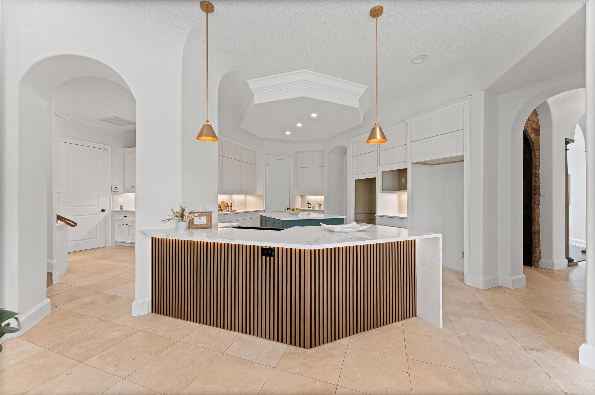 6623 Green Gable Manor