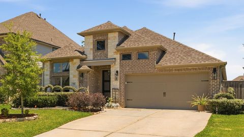 Photo of 731 Fall Rock Branch Drive, Conroe, TX 77304 (MLS # 38325335)