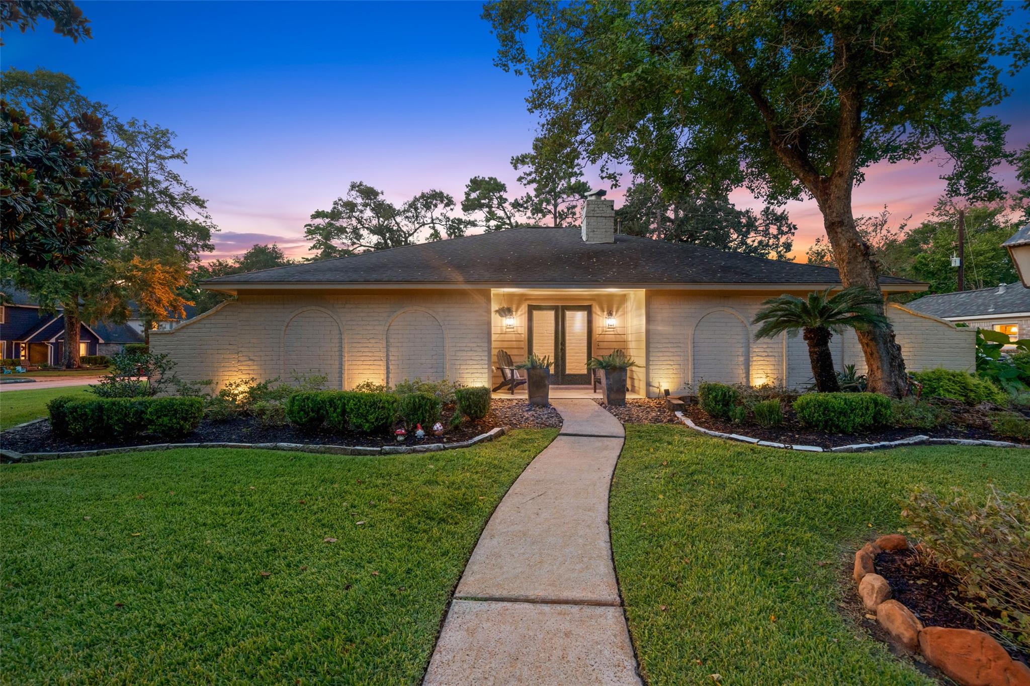 722 Shadowbrook Drive