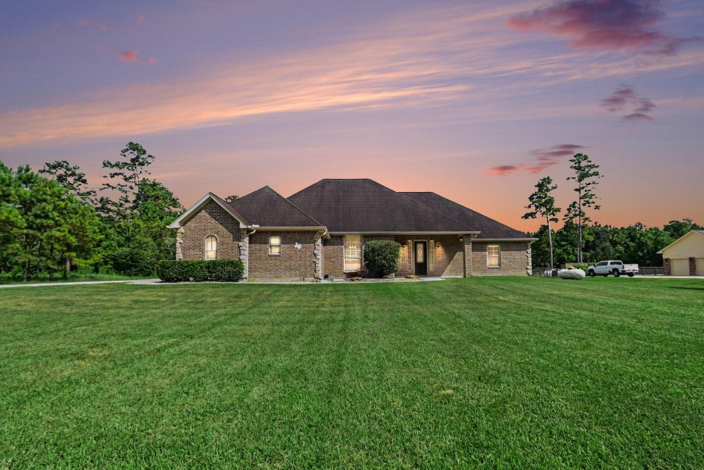 Photo of 7211 Bayou Timbers Drive, Alvin, TX 77511 (MLS # 24107881)