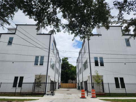 Homes For Rent - 3407 St Emanuel Street<br/> Houston, TX 77004