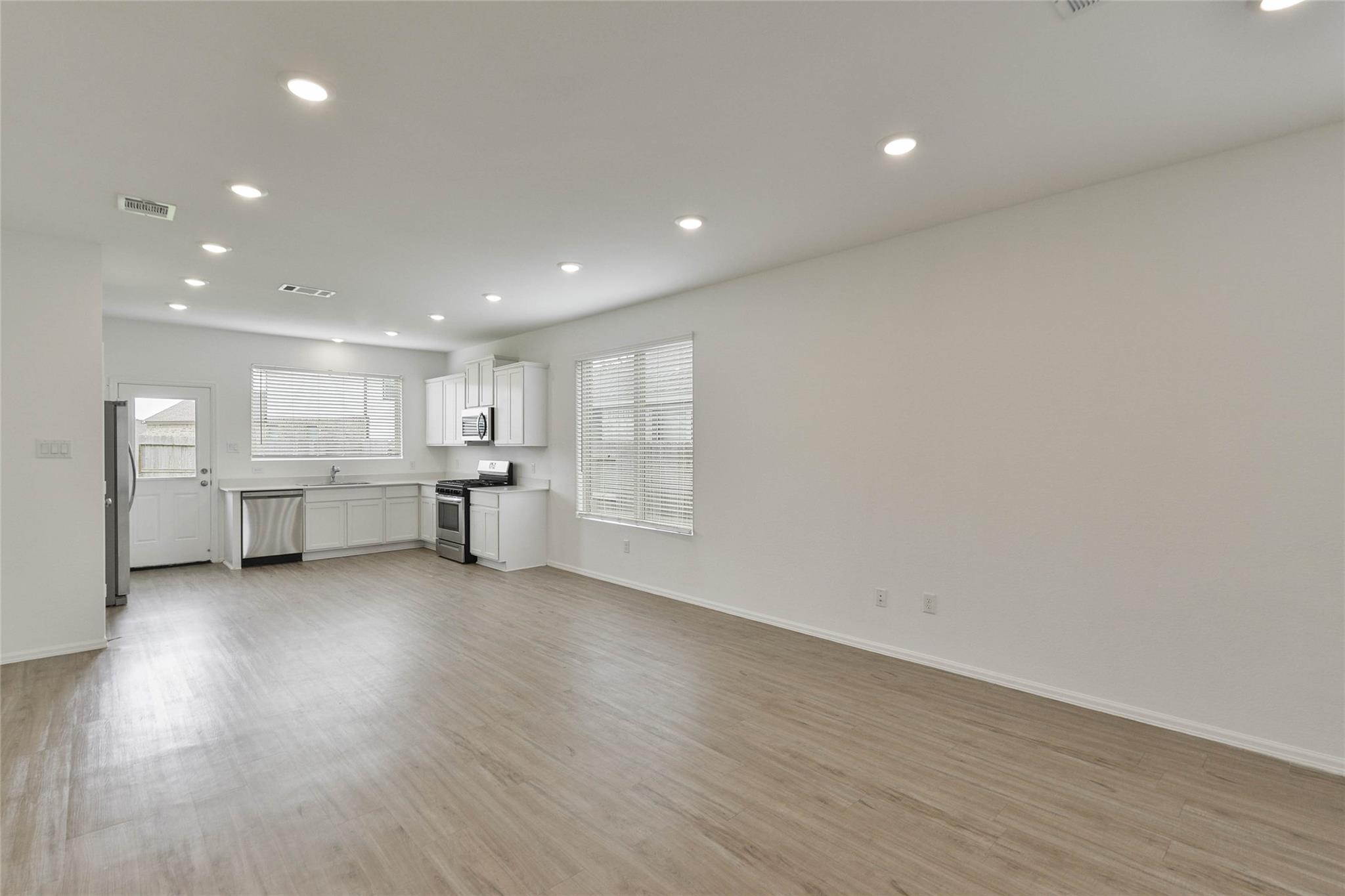 3015 Wedgewood Cove Way