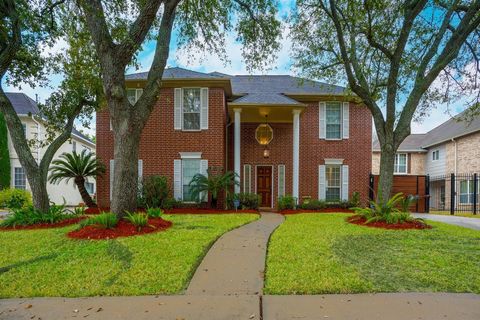 Photo of 8915 Wallington Drive, Houston, TX 77096 (MLS # 21524626)