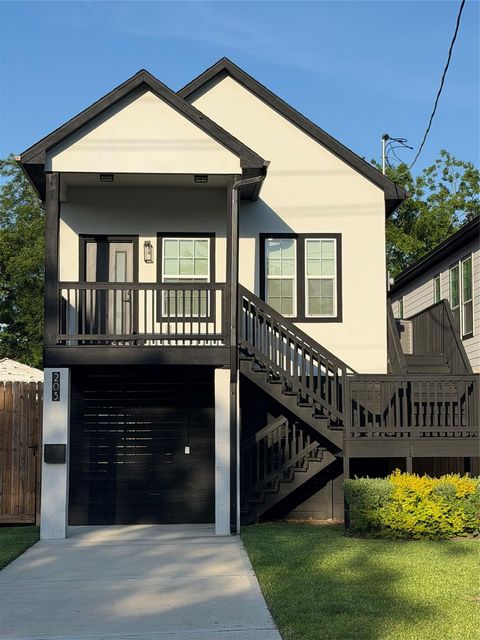 Photo of 205 3rd Street, Rosenberg, TX 77471 (MLS # 3688640)