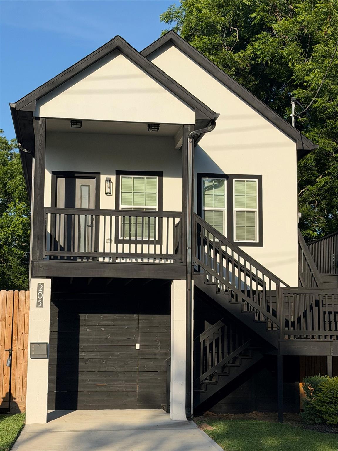 205 3rd Street
