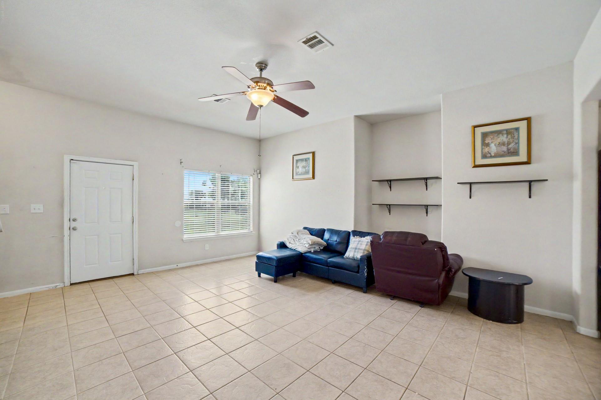 256 Kellyn Court