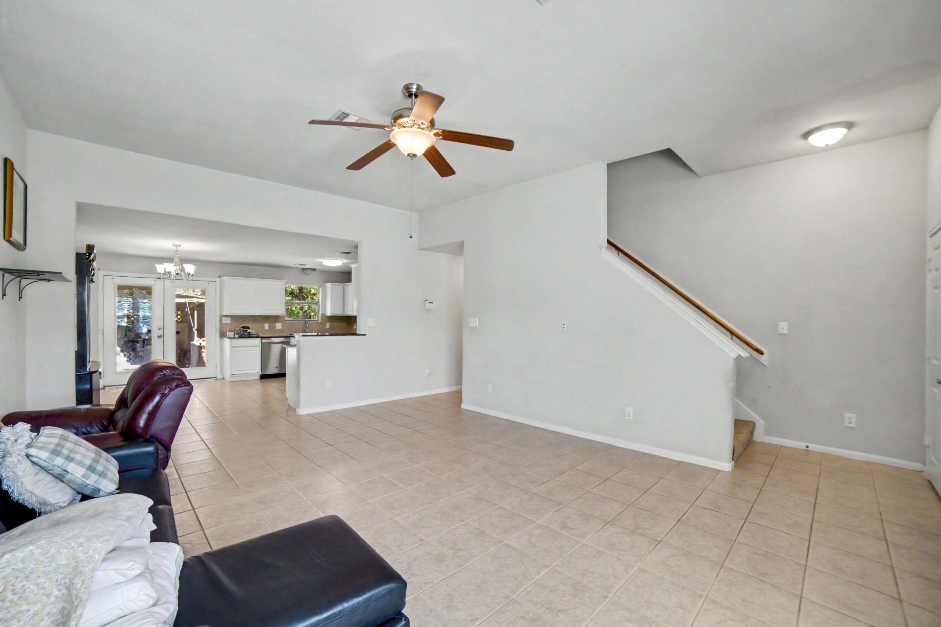 256 Kellyn Court
