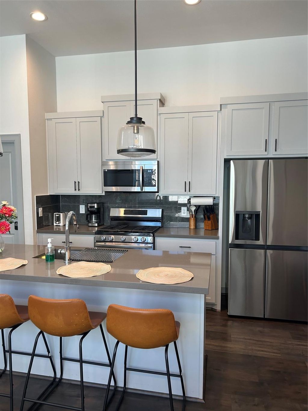 Photo of 805 N Emile Sreet St, Houston, TX 77020 (MLS # 39264459)