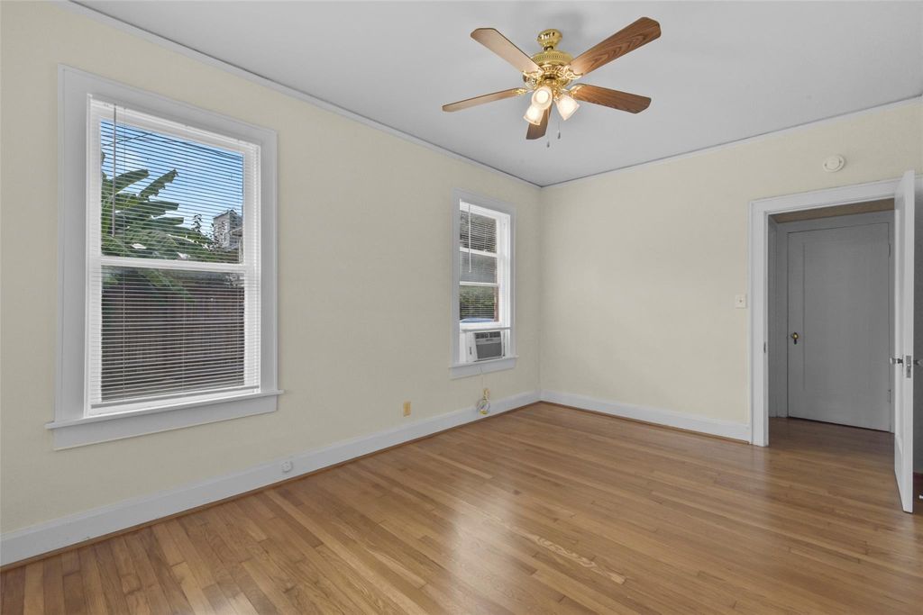 Photo of 436 Westmoreland Street #2, Houston, TX 77006 (MLS # 77136552)