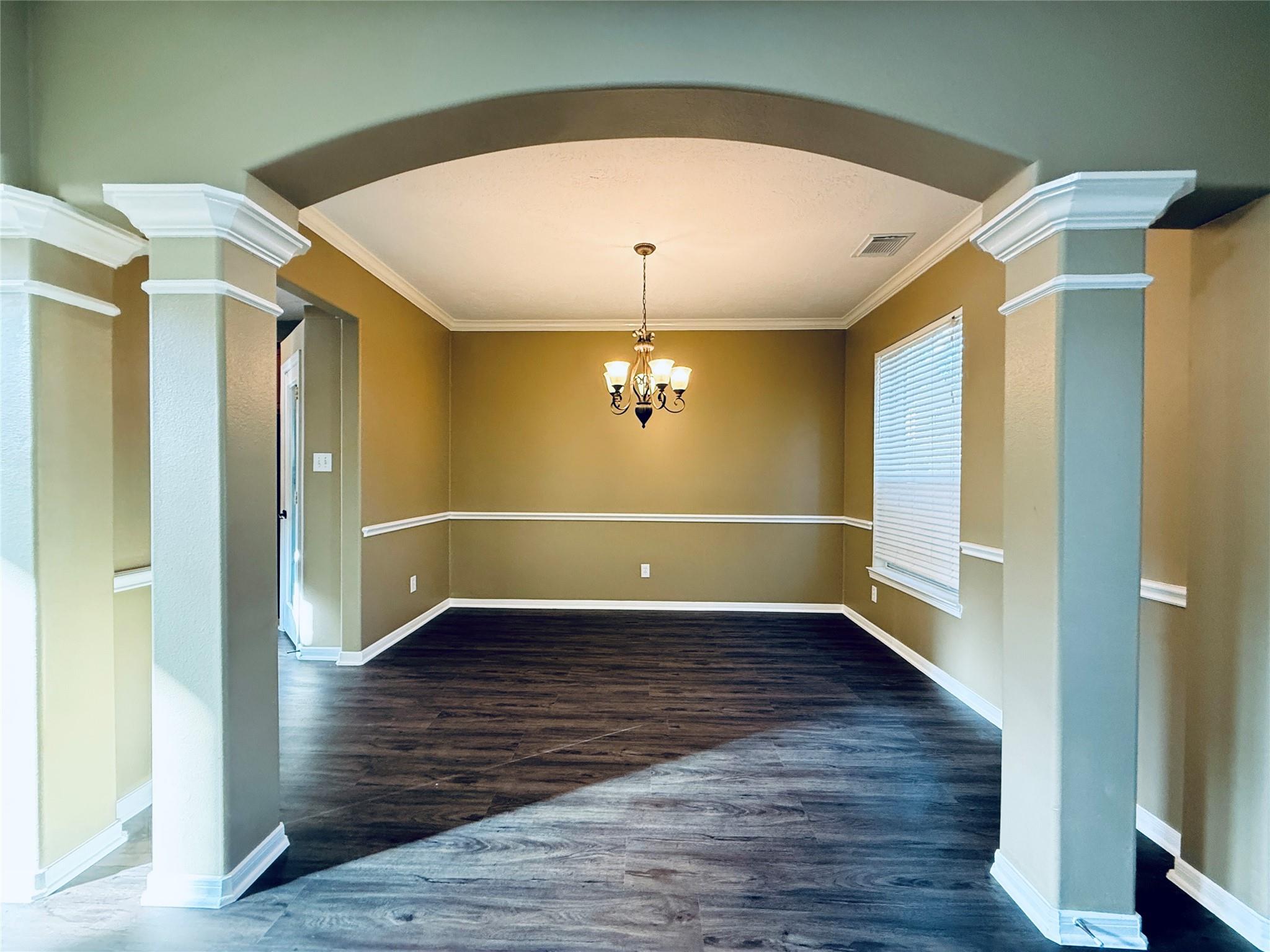 4442 Chestnut Circle