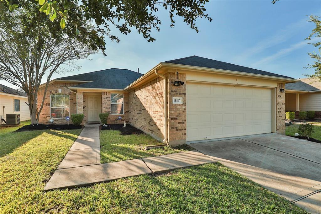 15807 Sarasam Creek Court