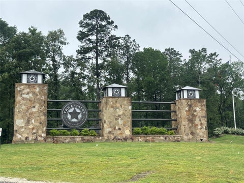 Vacant Land For Sale - 149 Hollow Hill Drive<br/> Walker County, New Waverly, TX 77340