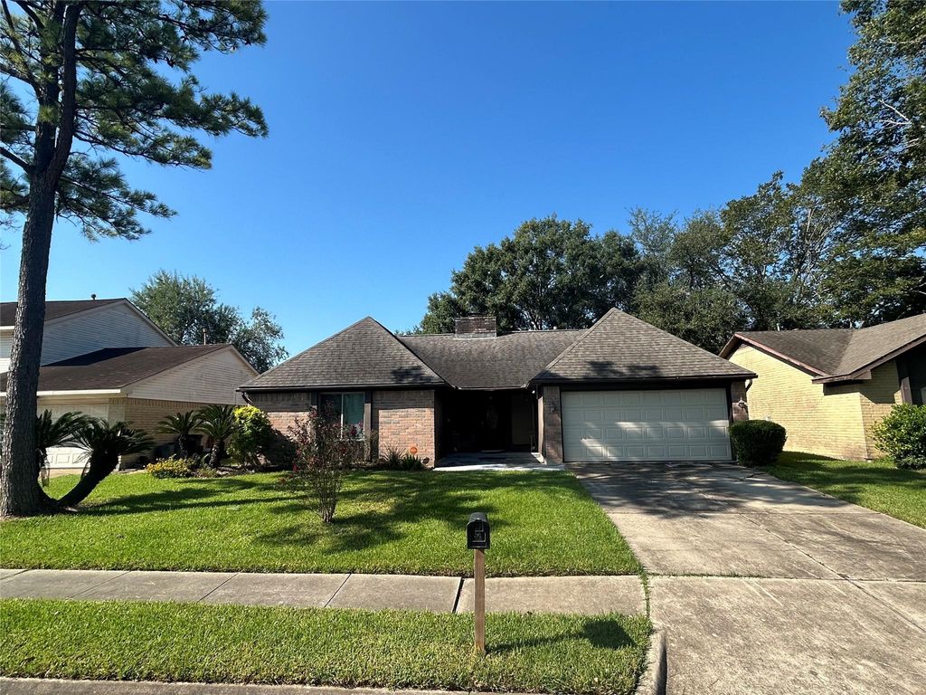 Photo of 11522 Sageperry Drive, Houston, TX 77089 (MLS # 50641556)