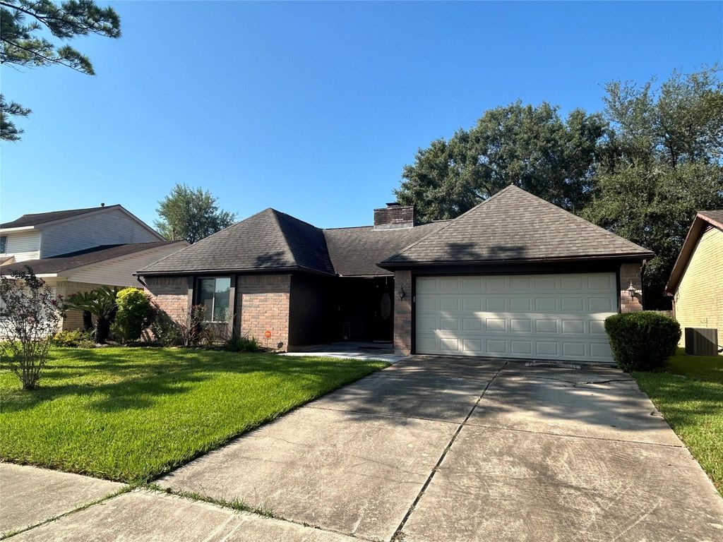 Photo of 11522 Sageperry Drive, Houston, TX 77089 (MLS # 50641556)