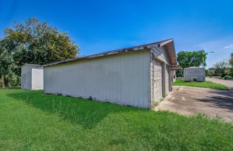 Tiny photo for 401 Trichelle Street, Pasadena, TX 77506 (MLS # 94929142)