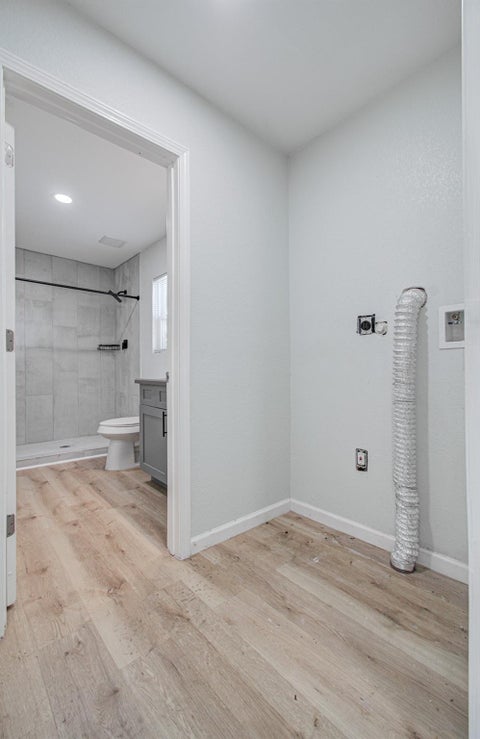 Tiny photo for 401 Trichelle Street, Pasadena, TX 77506 (MLS # 94929142)