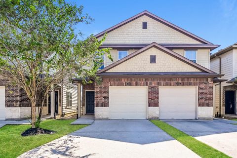 Photo of 12128 Pia Drive, Houston, TX 77044 (MLS # 58850245)