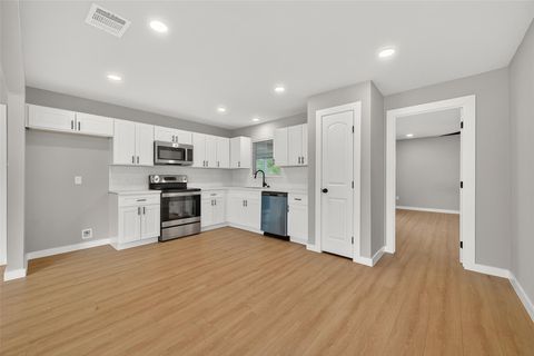 Photo of 4403 Botany Lane, Houston, TX 77047 (MLS # 93770316)