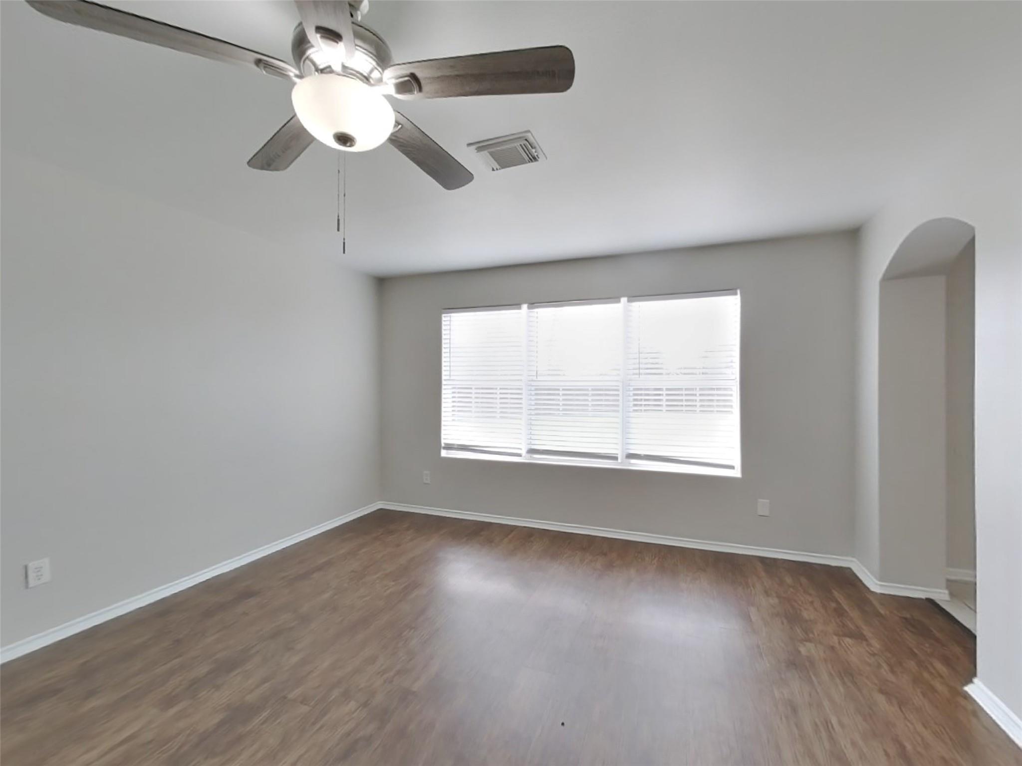 5521 Rio Alamo Street