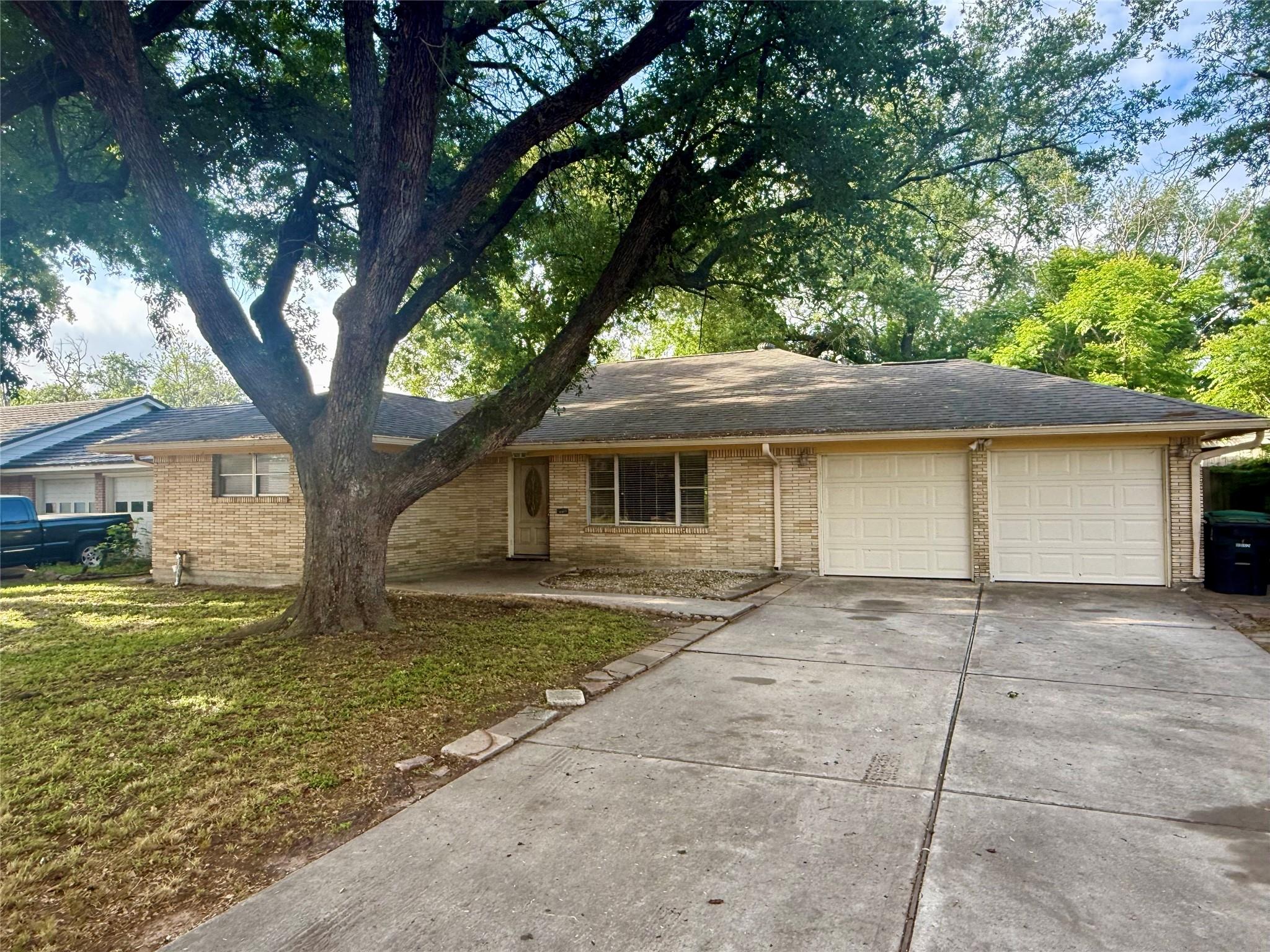 7868 Broadview Drive