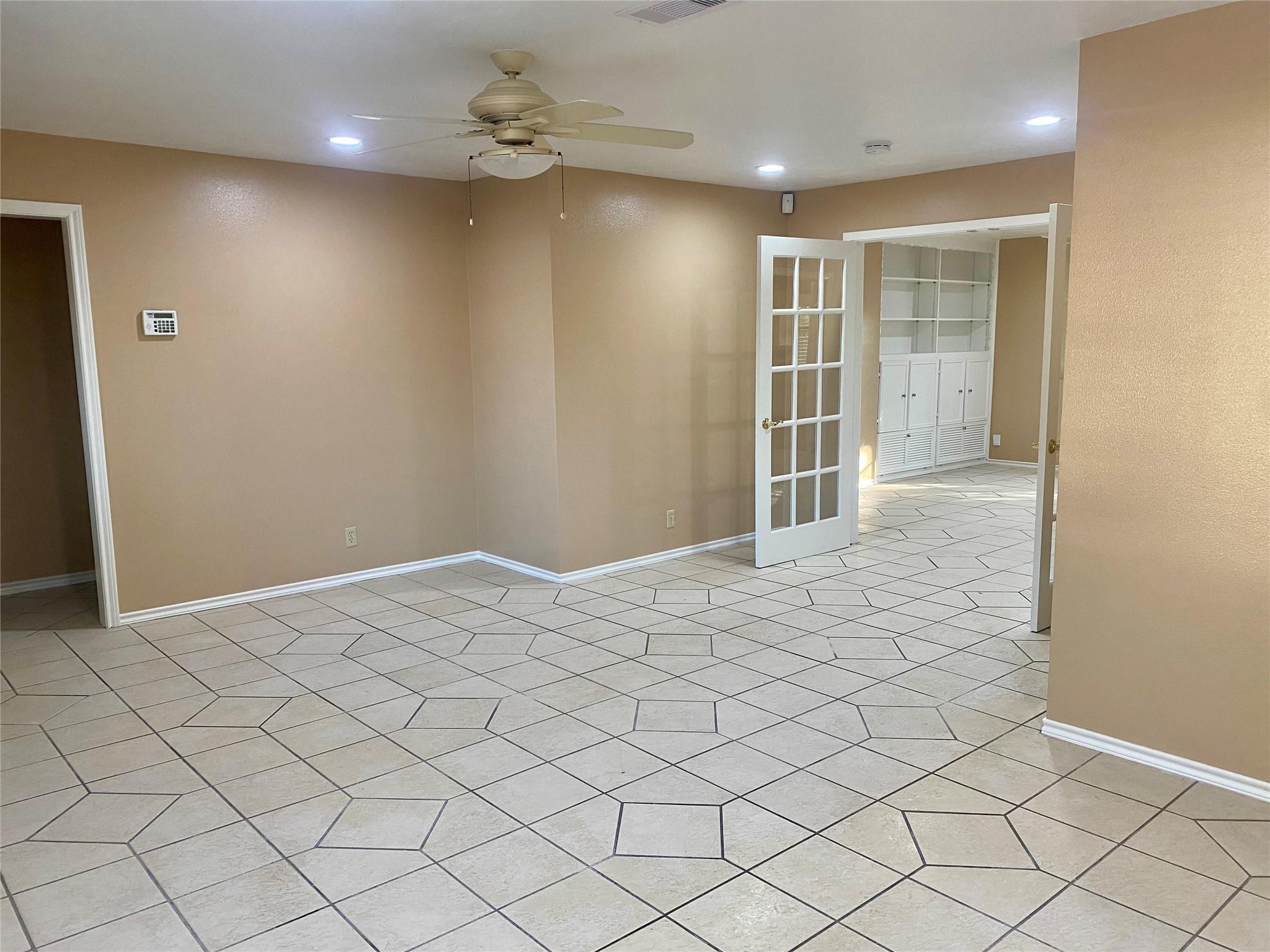 7868 Broadview Drive