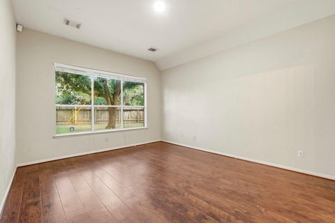 Tiny photo for 9807 N Villa Drive, Houston, TX 77064 (MLS # 45877490)