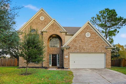 Photo of 9807 N Villa Drive, Houston, TX 77064 (MLS # 45877490)