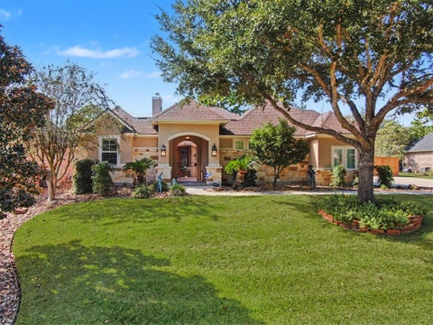Photo of 124 Wycliffe Drive, Montgomery, TX 77356 (MLS # 10608269)