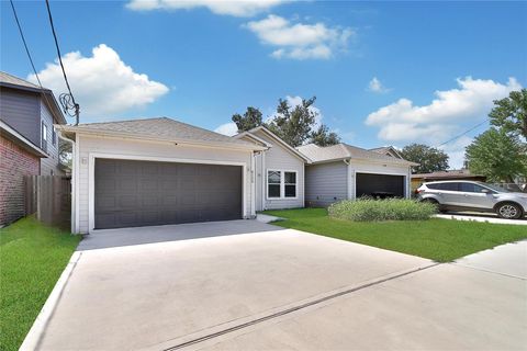 Photo of 8120 Safebuy Street, Houston, TX 77028 (MLS # 67009883)