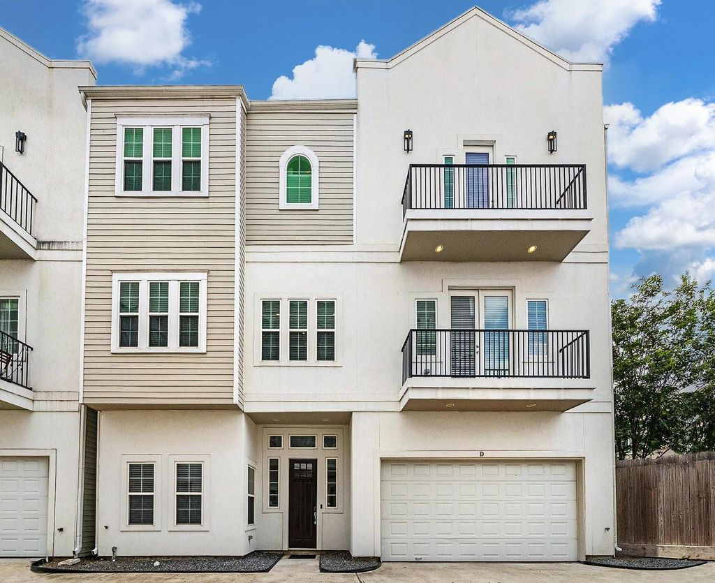 Photo of 955 W 24th Street #D, Houston, TX 77008 (MLS # 38013524)