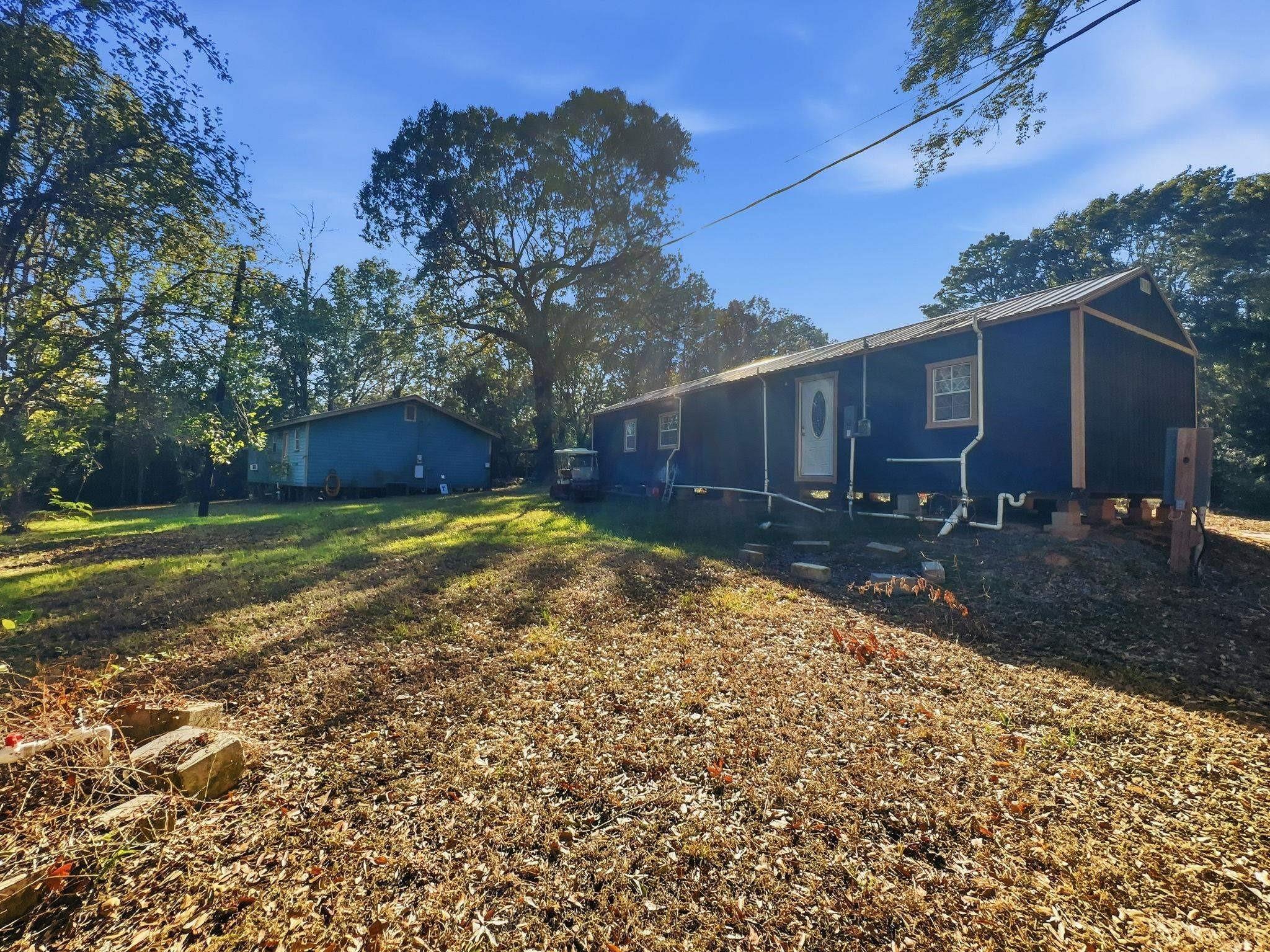 4696 County Road 3400