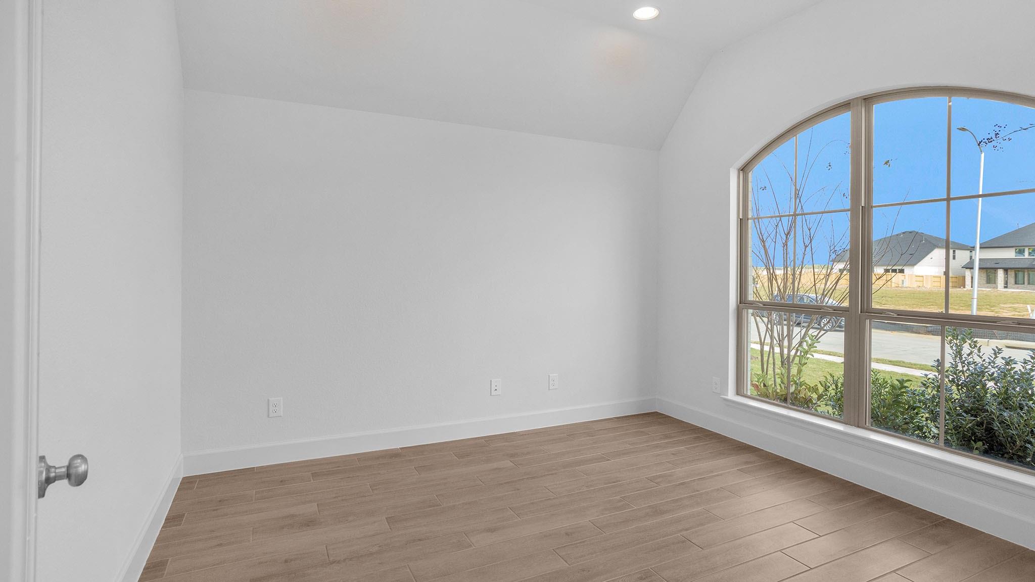 18819 Madonna Lily Court