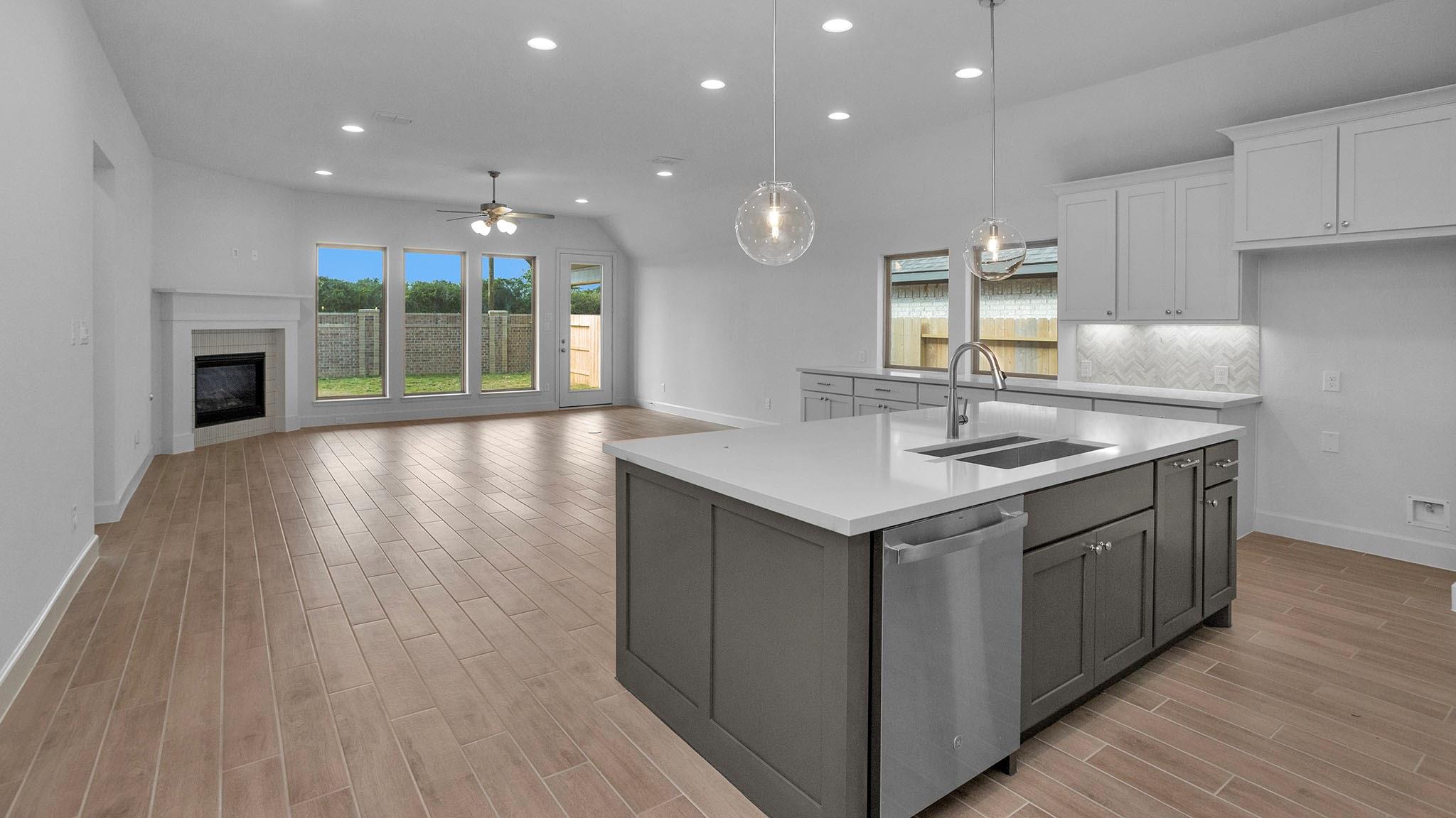 18819 Madonna Lily Court