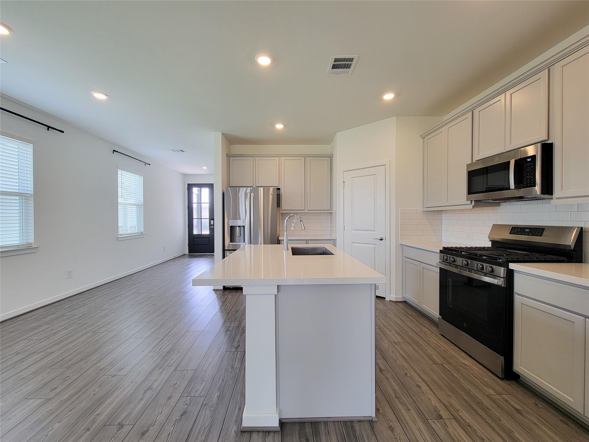 7730 Primrose Myrtle Lane