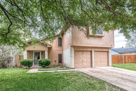 Photo of 7415 Colima Drive, Houston, TX 77083 (MLS # 76416401)