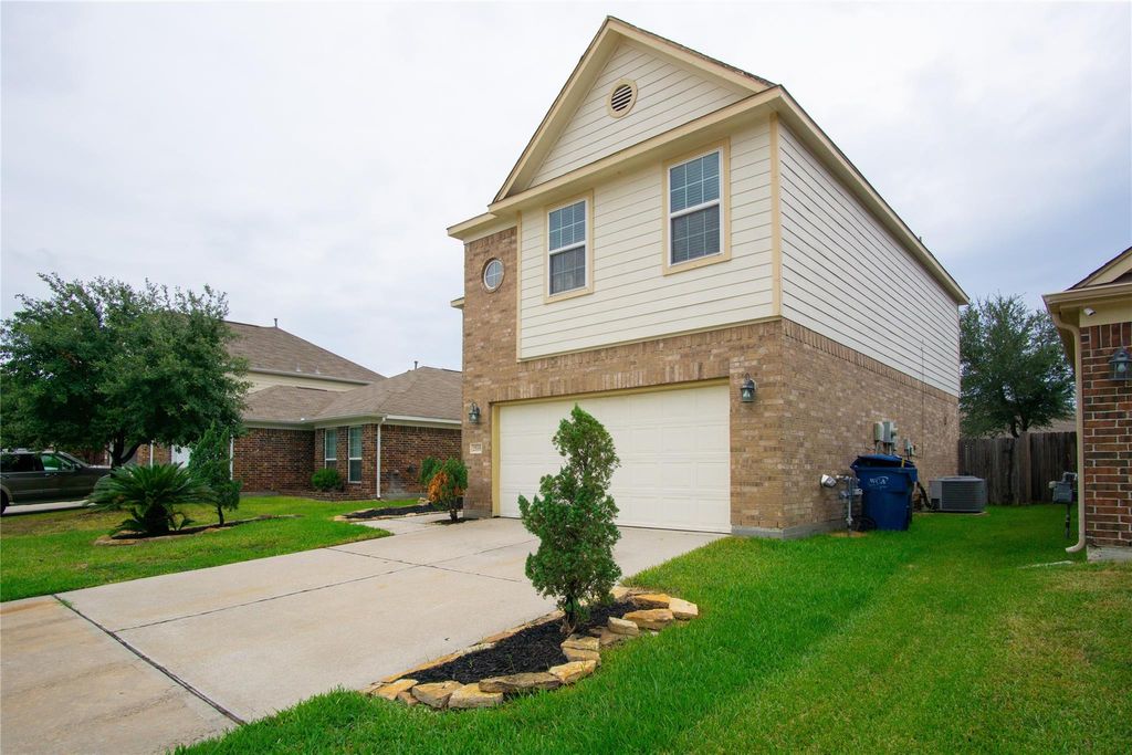 Photo of 2535 Elm Crossing Trail, Spring, TX 77386 (MLS # 94167577)