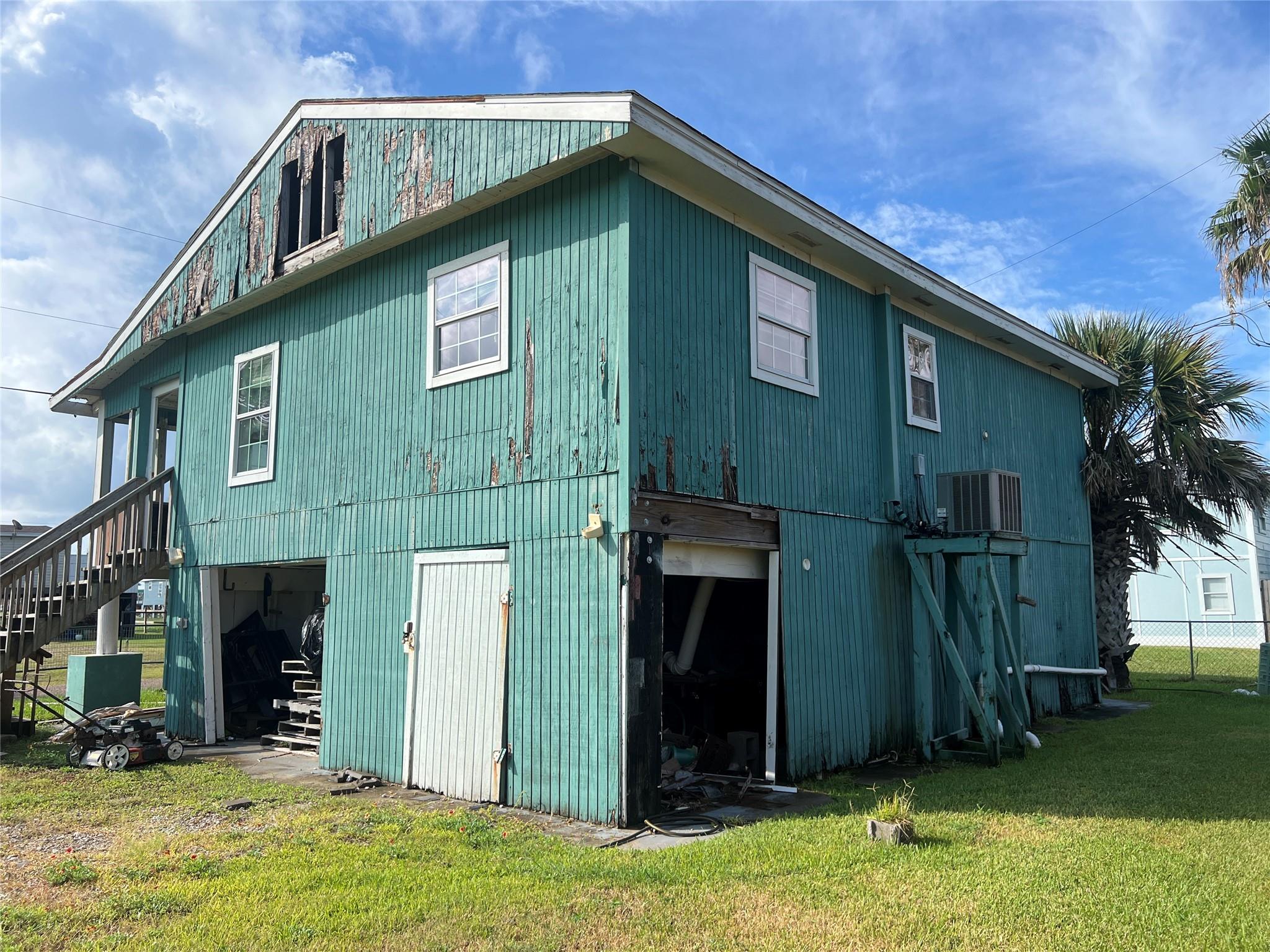 415 Oyster Street