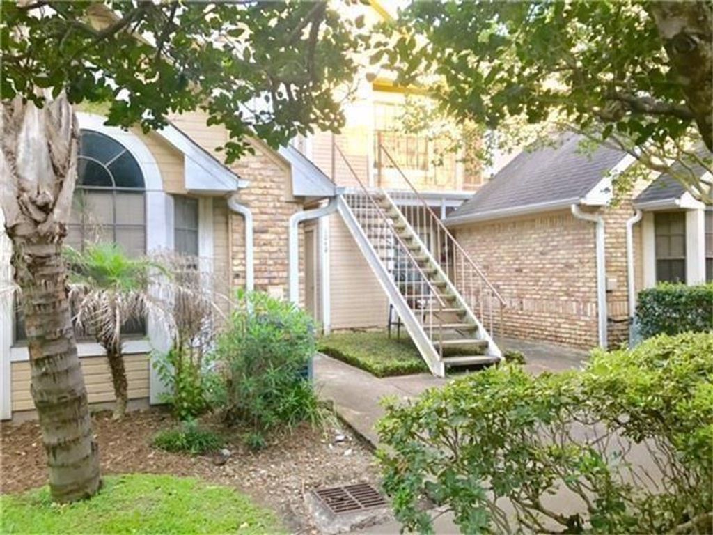 Photo of 2300 Old Spanish Trail #1043, Houston, TX 77054 (MLS # 36032715)
