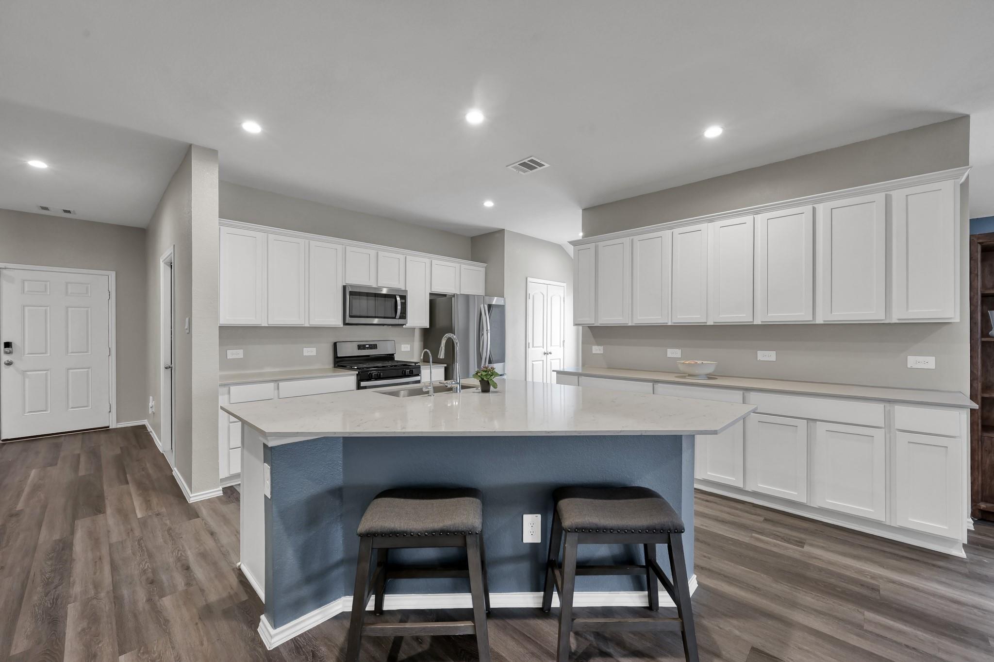 319 Chateau Bay Lane