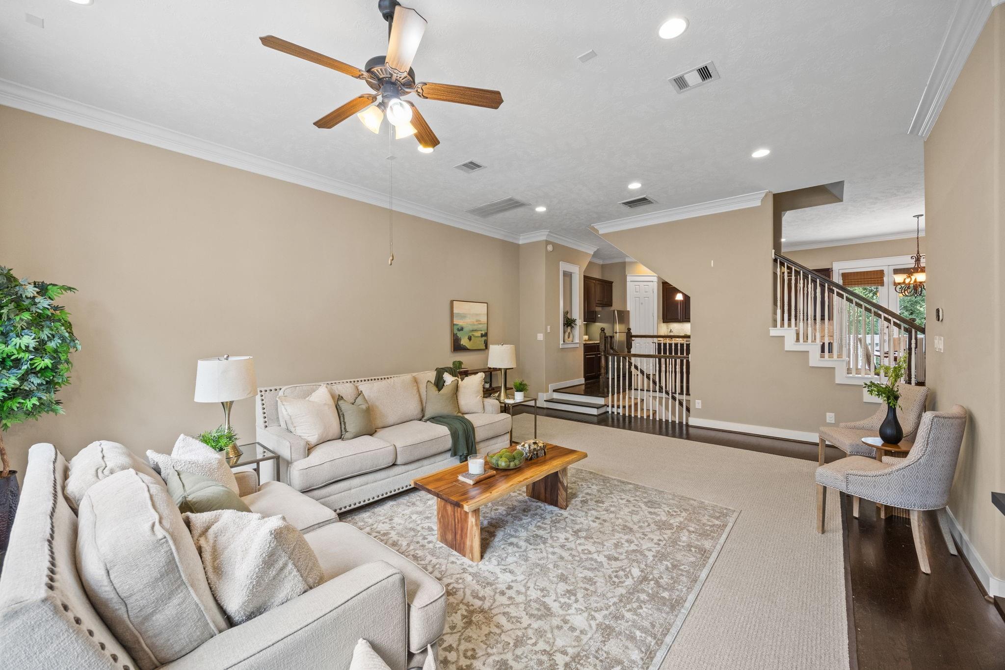1217 Hobbs Reach Lane