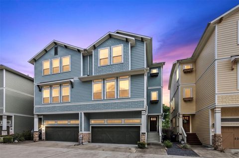 Photo of 1217 Hobbs Reach Lane, Houston, TX 77008 (MLS # 57196471)