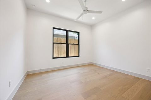 Tiny photo for 1209 Willard Street, Houston, TX 77006 (MLS # 38958329)