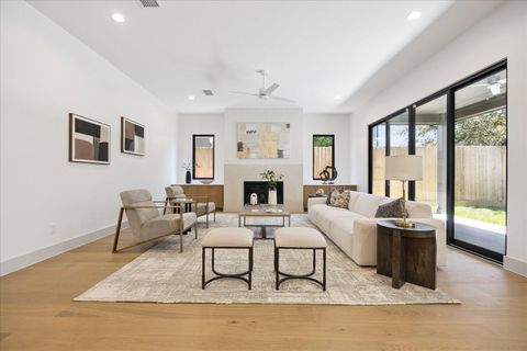 Tiny photo for 1209 Willard Street, Houston, TX 77006 (MLS # 38958329)