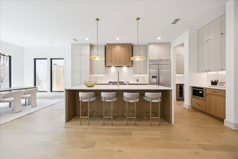 Tiny photo for 1209 Willard Street, Houston, TX 77006 (MLS # 38958329)