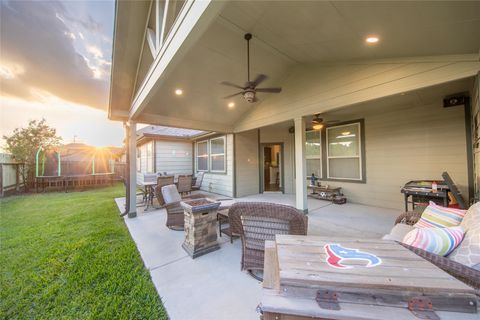 Photo of 11207 Willowcrest, Tomball, TX 77375 (MLS # 16124982)
