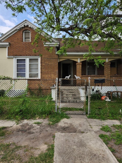 Photo of 1717 Maury Street, Houston, TX 77026 (MLS # 95066208)