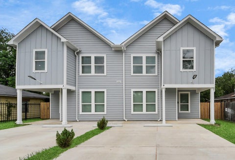 Multifamily For Sale - 5947 Southseas Street<br/> Harris County, Houston, TX 77033