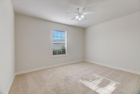 Tiny photo for 119 Horn Court, Baytown, TX 77523 (MLS # 26660512)