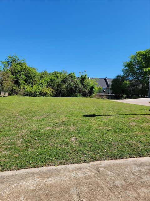 Photo of 106 Capetown Way, Conroe, TX 77356 (MLS # 61493567)